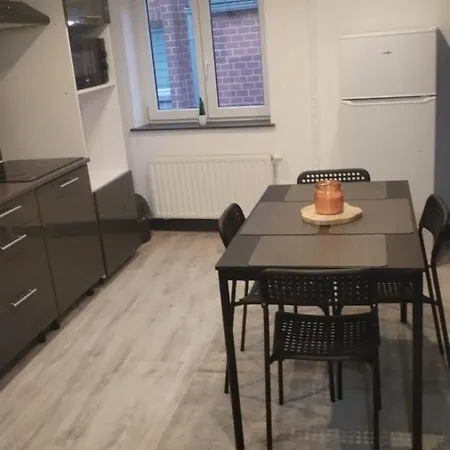 Duplexe Cosy Gosselies דירה